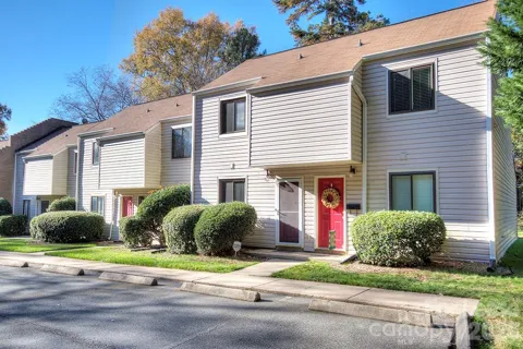 951 Hollywood Street #K
