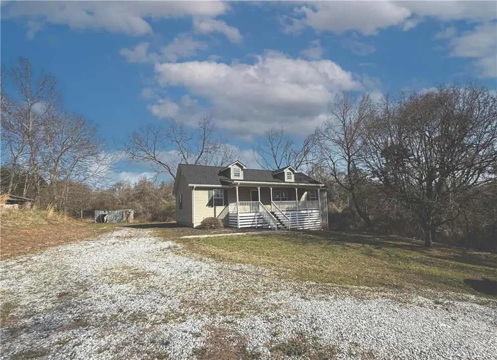 5523 Green Circle Clermont, GA 30527