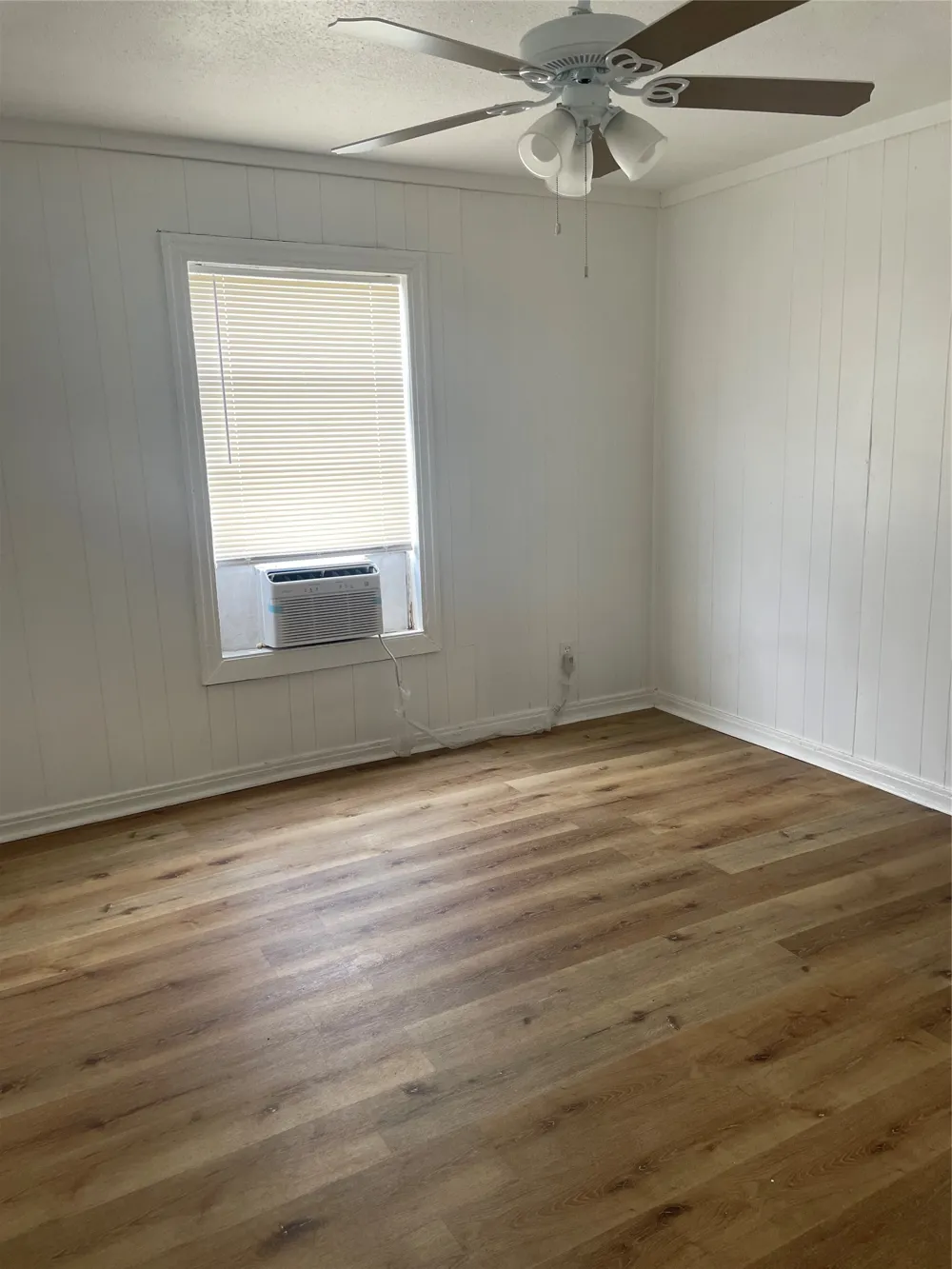 132 Cunningham Anna, TX 75409