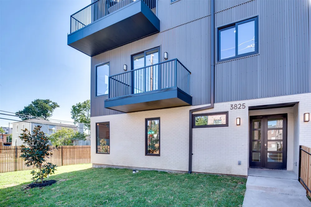 3825 Munger Avenue Dallas, TX 75206