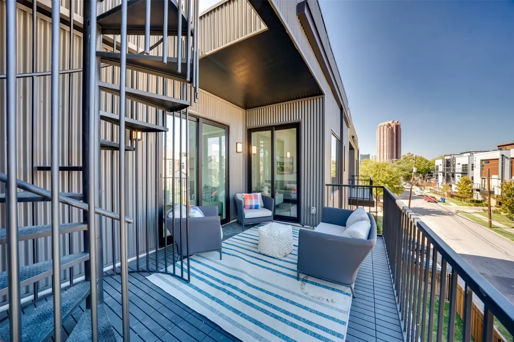 3825 Munger Avenue Dallas, TX 75206