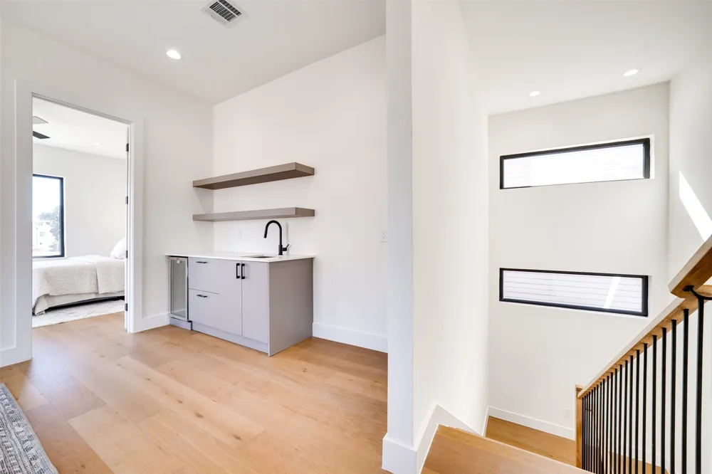 3825 Munger Avenue Dallas, TX 75206