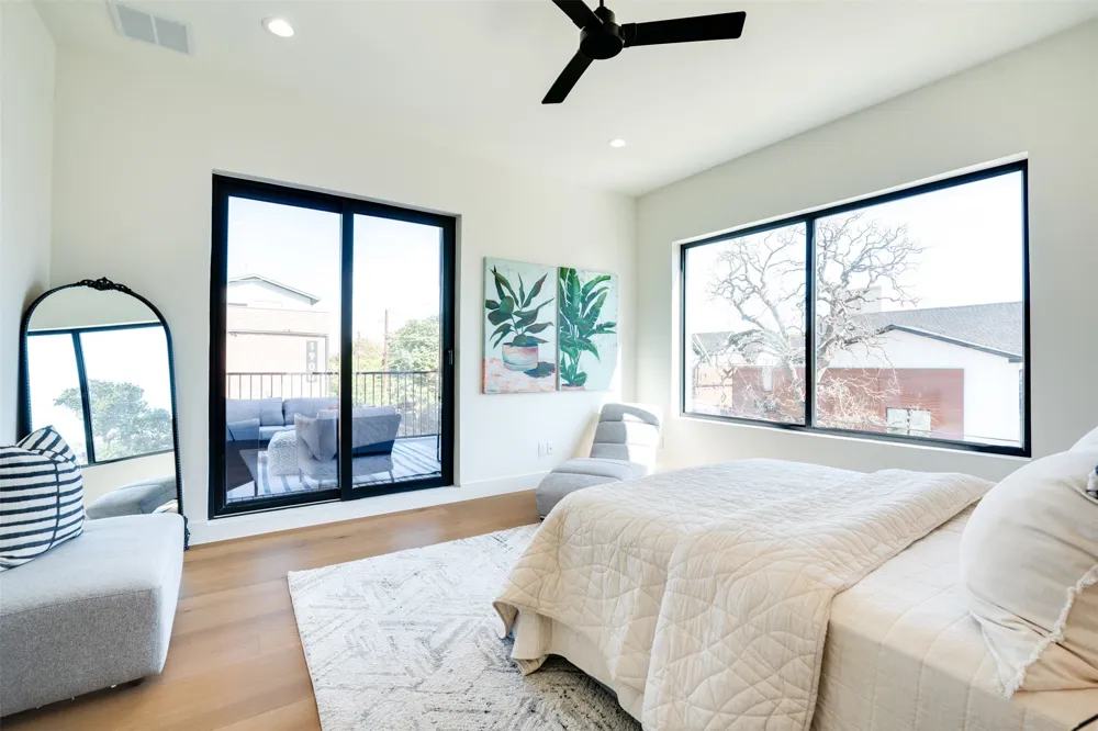 3825 Munger Avenue Dallas, TX 75206