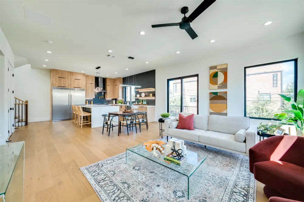 3825 Munger Avenue Dallas, TX 75206