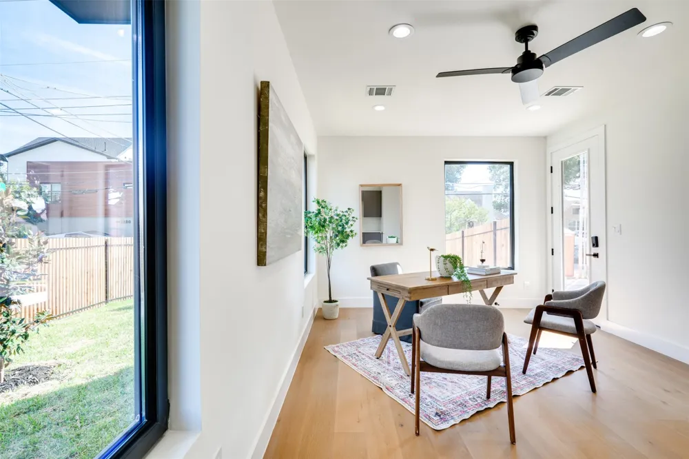 3825 Munger Avenue Dallas, TX 75206
