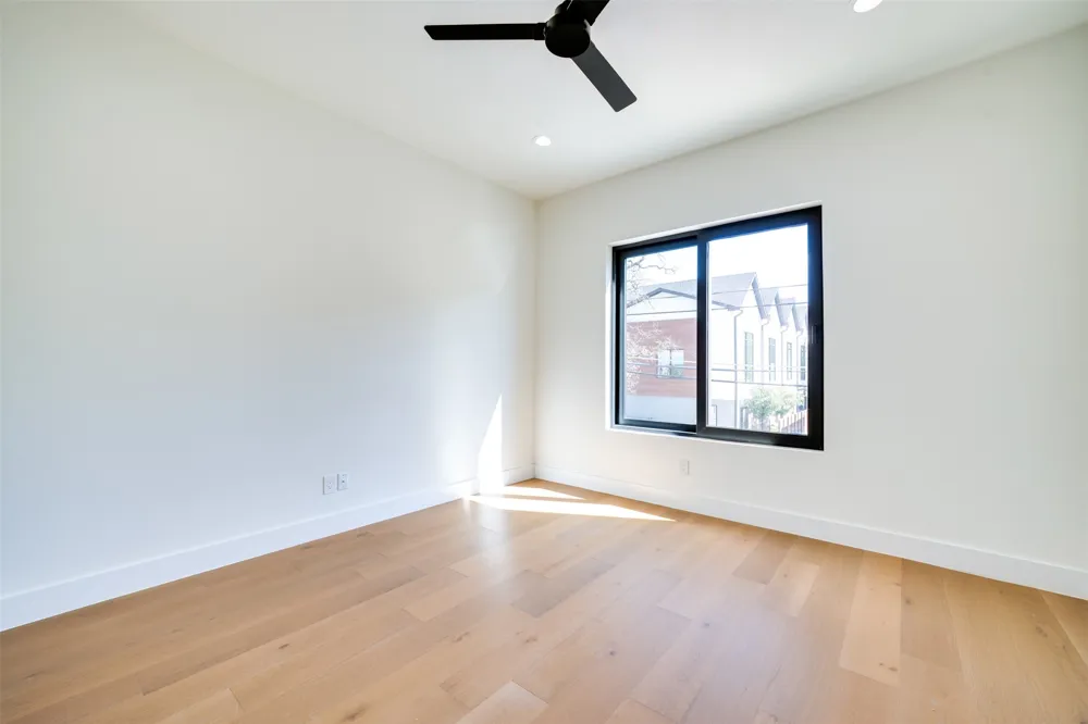 3825 Munger Avenue Dallas, TX 75206