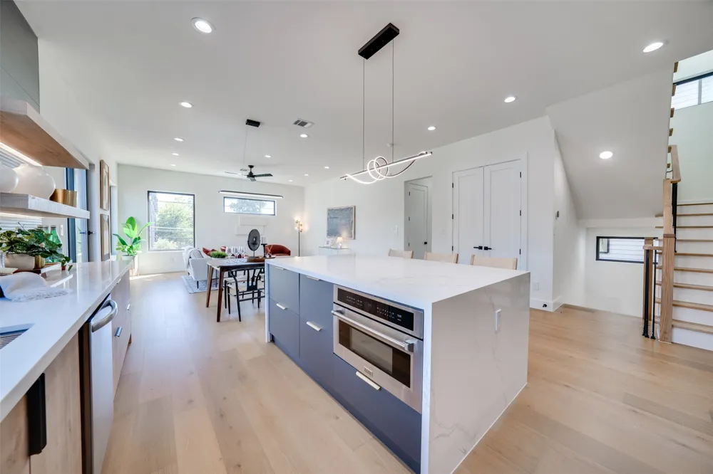 3825 Munger Avenue Dallas, TX 75206