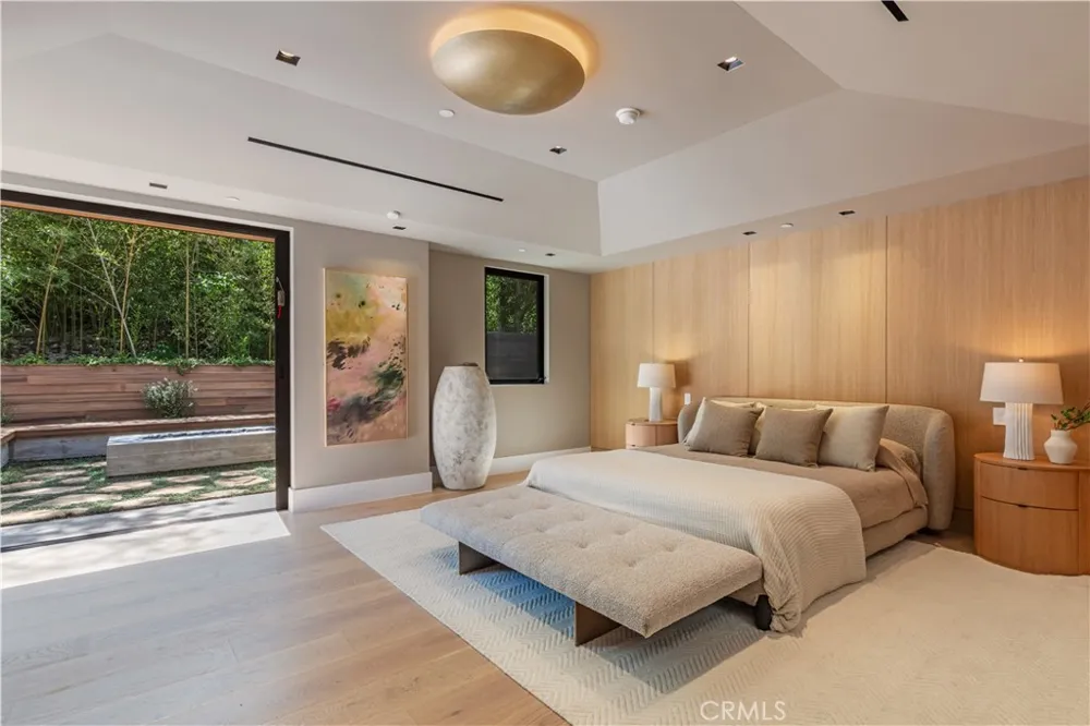 3187 Oakdell Rd Studio City, CA 91604