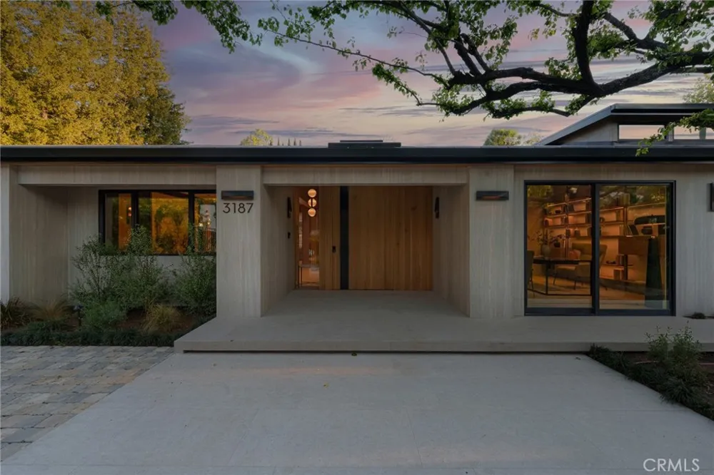 3187 Oakdell Rd Studio City, CA 91604