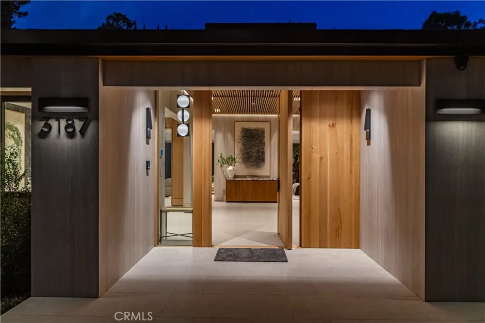 3187 Oakdell Rd Studio City, CA 91604