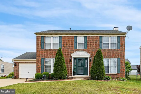 805 CORNSTALK DRIVE