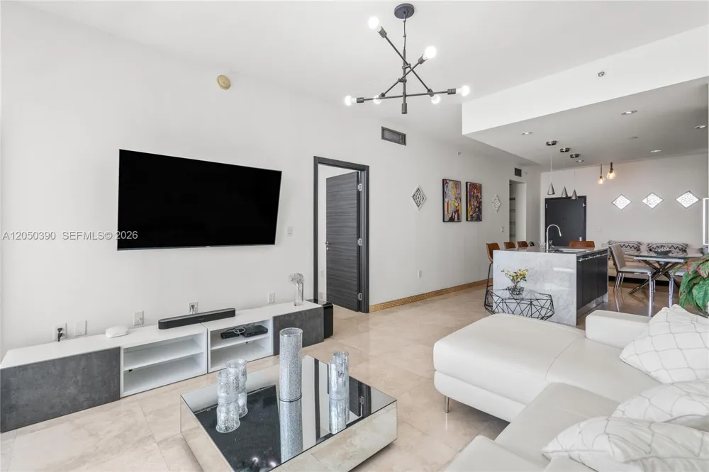 900 Biscayne Blvd #3704 Miami, FL 33132