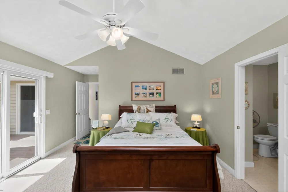 55526 S Thompson Lane Three Rivers, MI 49093