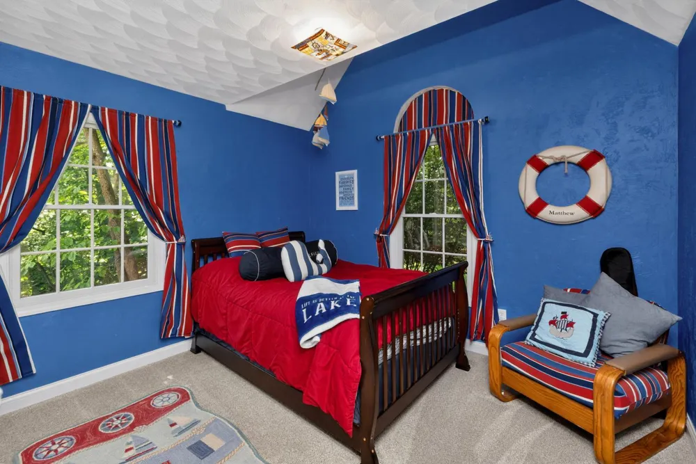 55526 S Thompson Lane Three Rivers, MI 49093