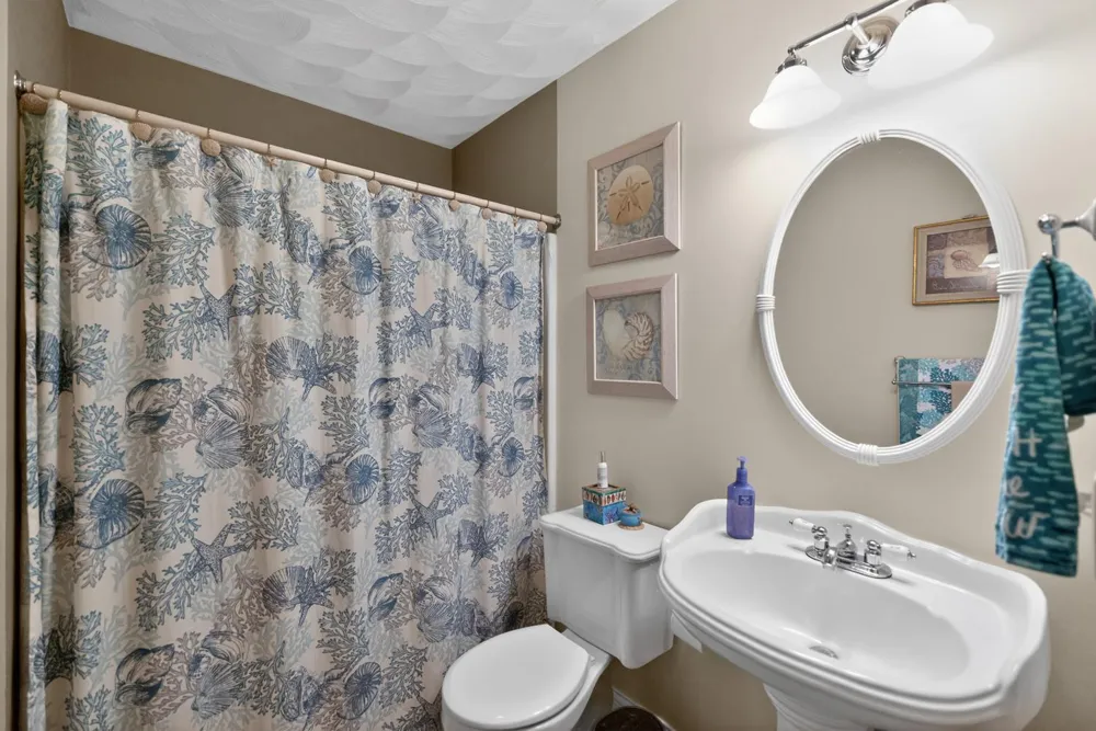 55526 S Thompson Lane Three Rivers, MI 49093