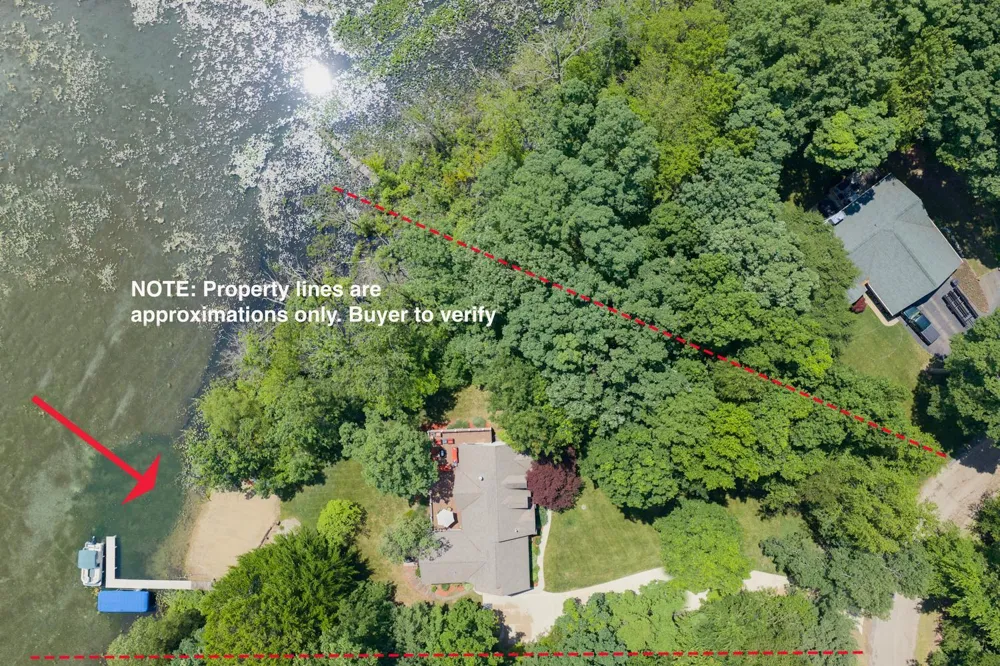55526 S Thompson Lane Three Rivers, MI 49093