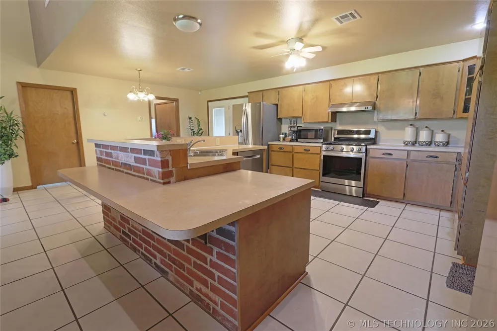29783 E 770 ROAD Wagoner, OK 74467