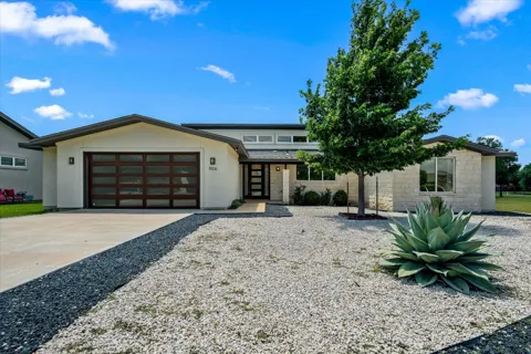 11106 Golf Cove