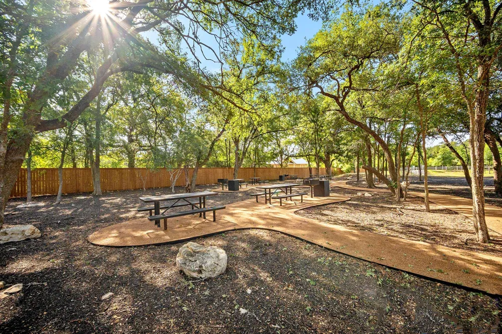 529 Burlington Drive Buda, TX 78610