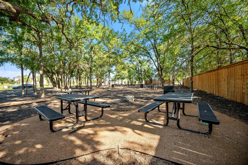 529 Burlington Drive Buda, TX 78610