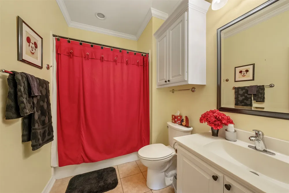 100 Red Oak Bullard, TX 75757