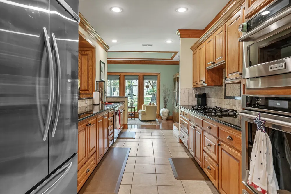 100 Red Oak Bullard, TX 75757