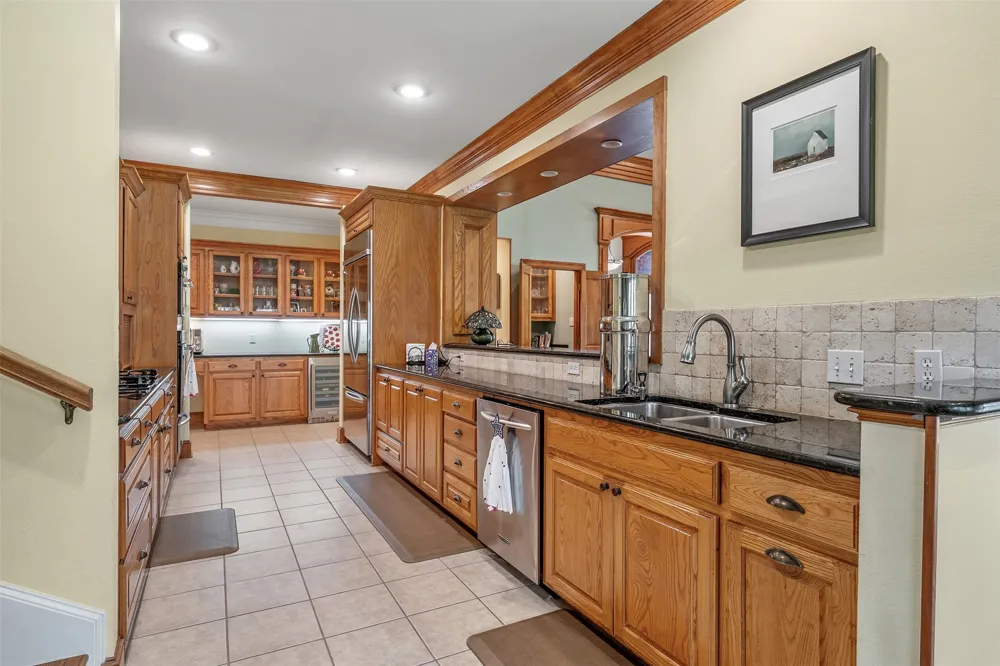 100 Red Oak Bullard, TX 75757