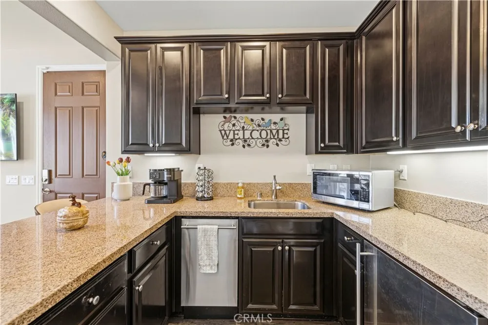 28417 Steel Valencia, CA 91354