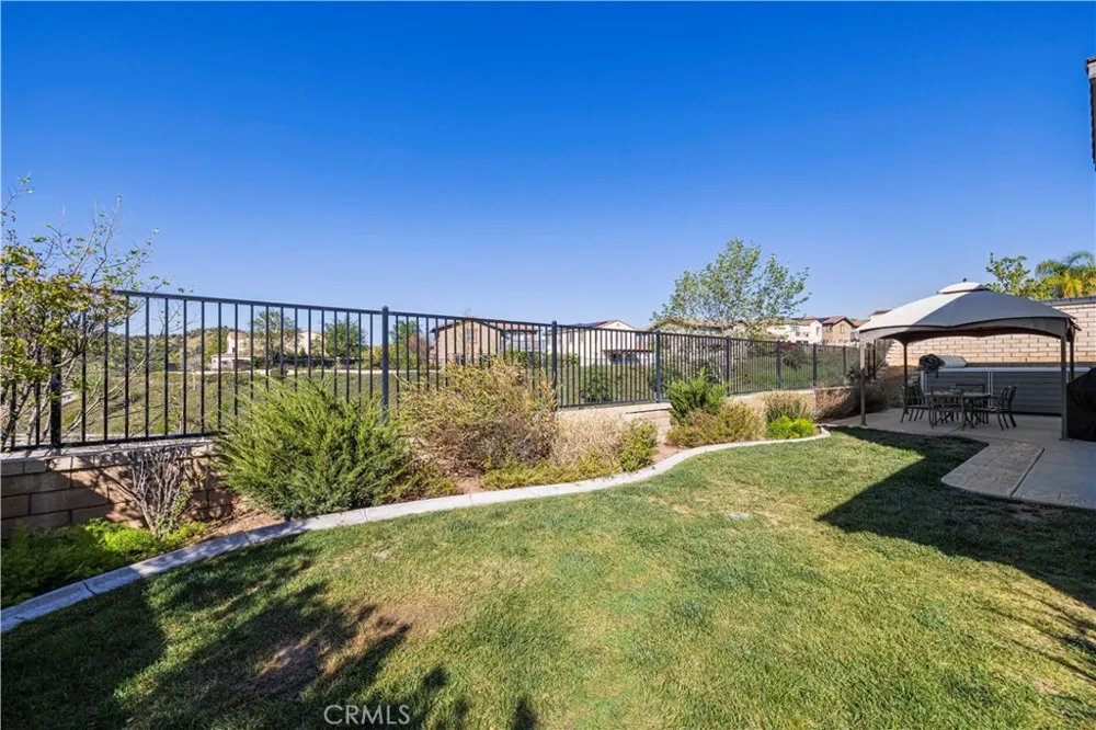 28417 Steel Valencia, CA 91354