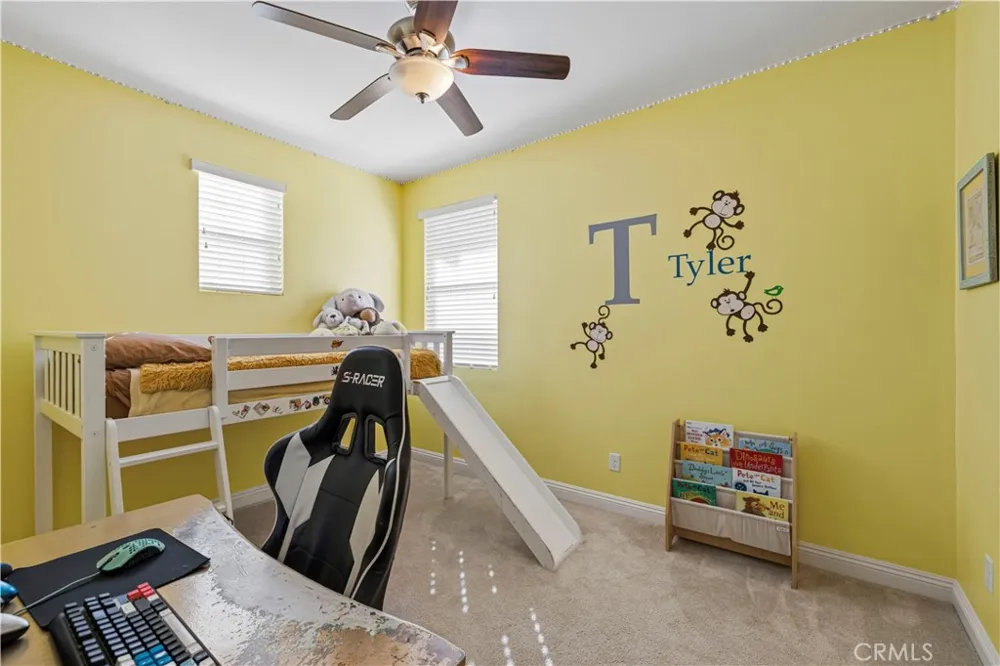 28417 Steel Valencia, CA 91354