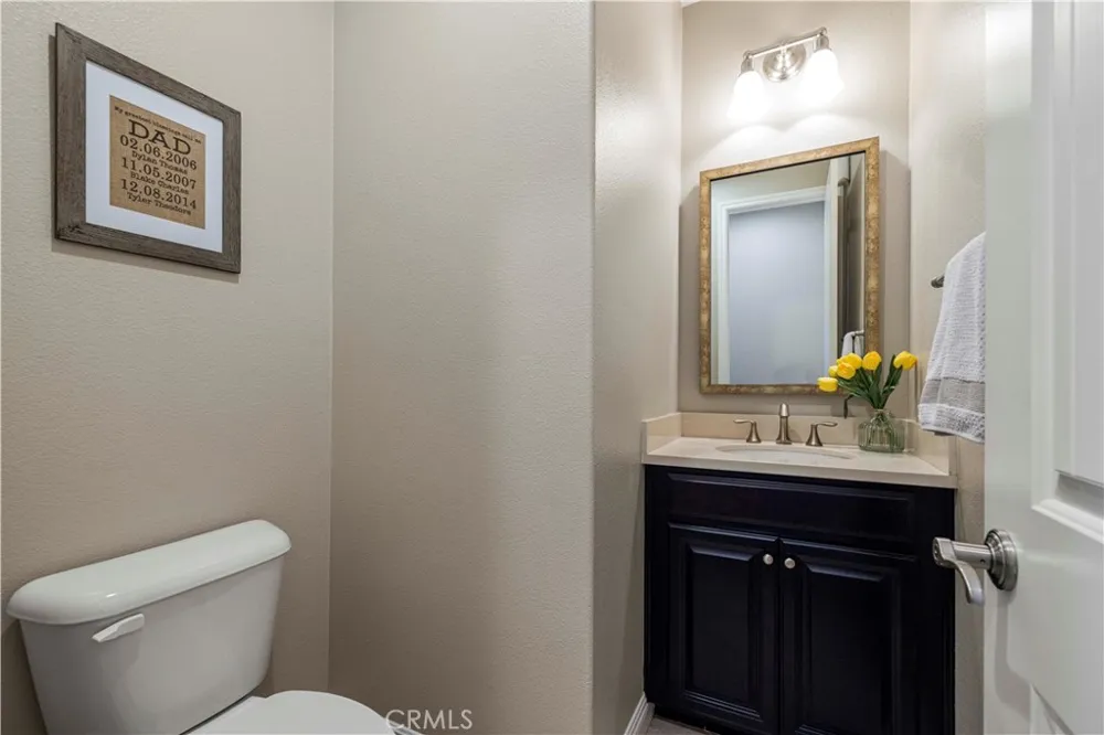 28417 Steel Valencia, CA 91354