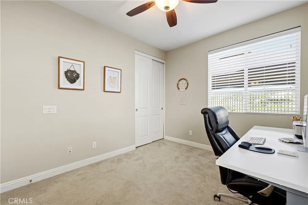 28417 Steel Valencia, CA 91354