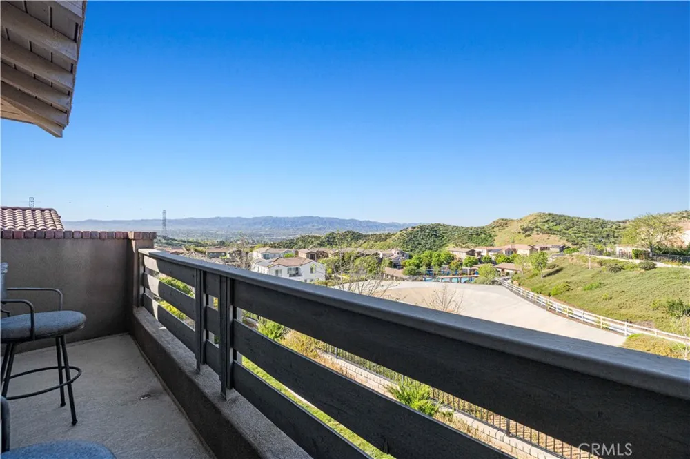 28417 Steel Valencia, CA 91354