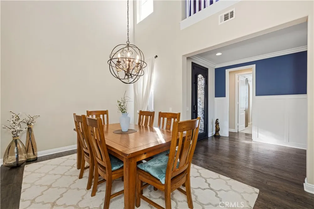 28417 Steel Valencia, CA 91354