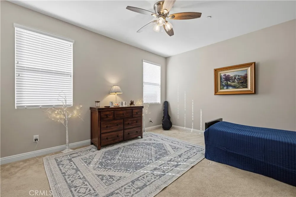 28417 Steel Valencia, CA 91354