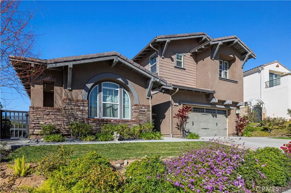 28417 Steel Valencia, CA 91354