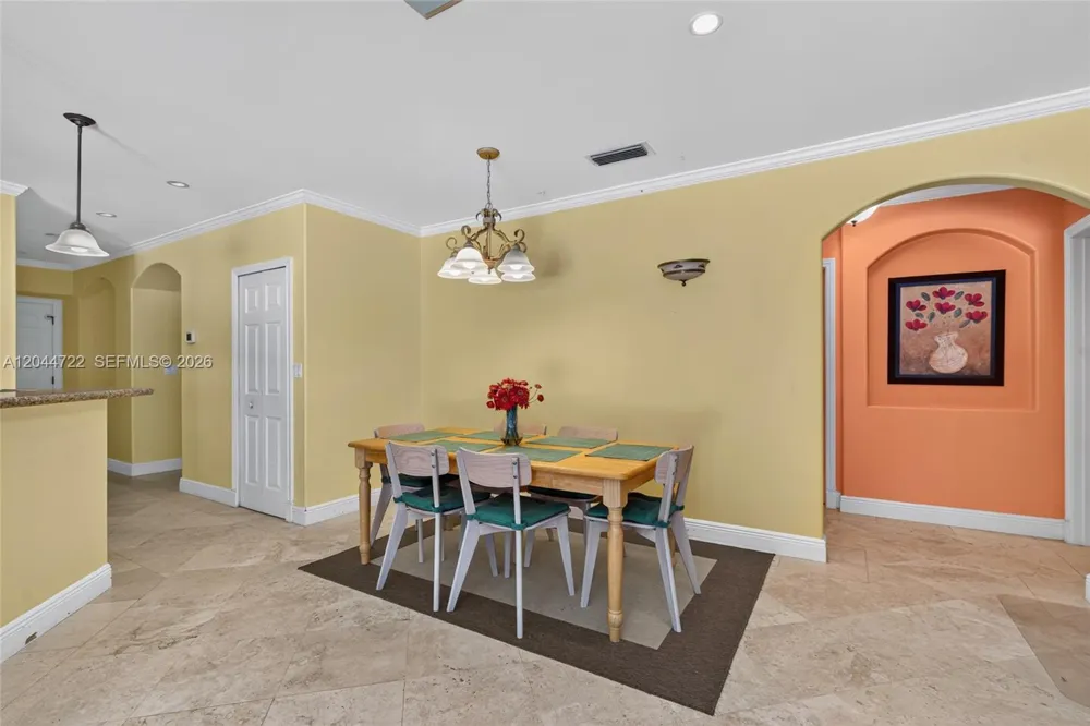 6255 SW 120th St Pinecrest, FL 33156