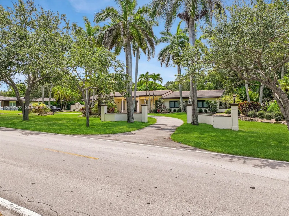 6255 SW 120th St Pinecrest, FL 33156