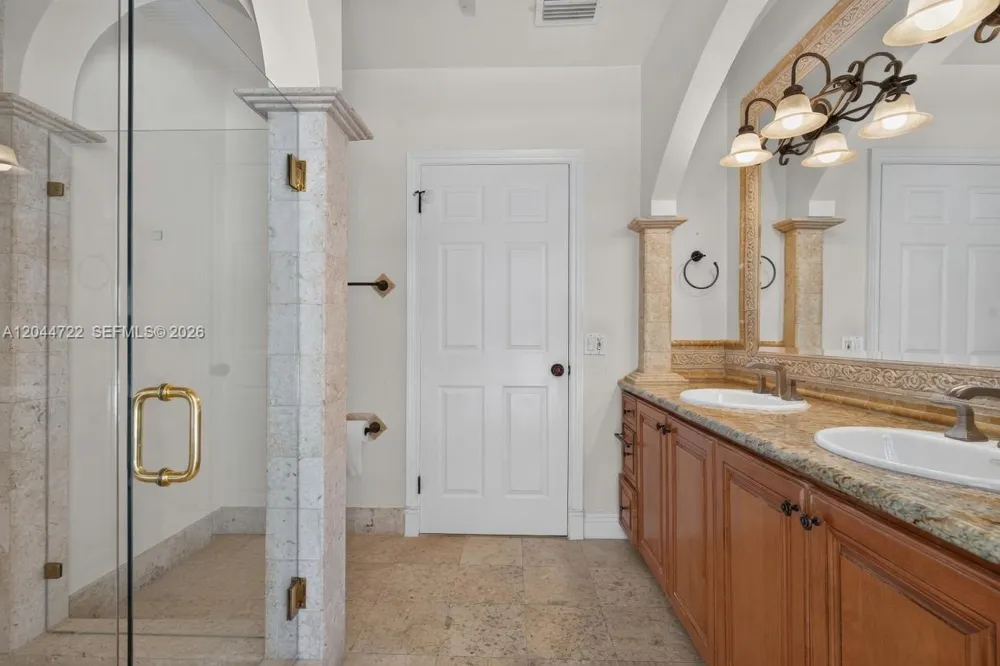 6255 SW 120th St Pinecrest, FL 33156