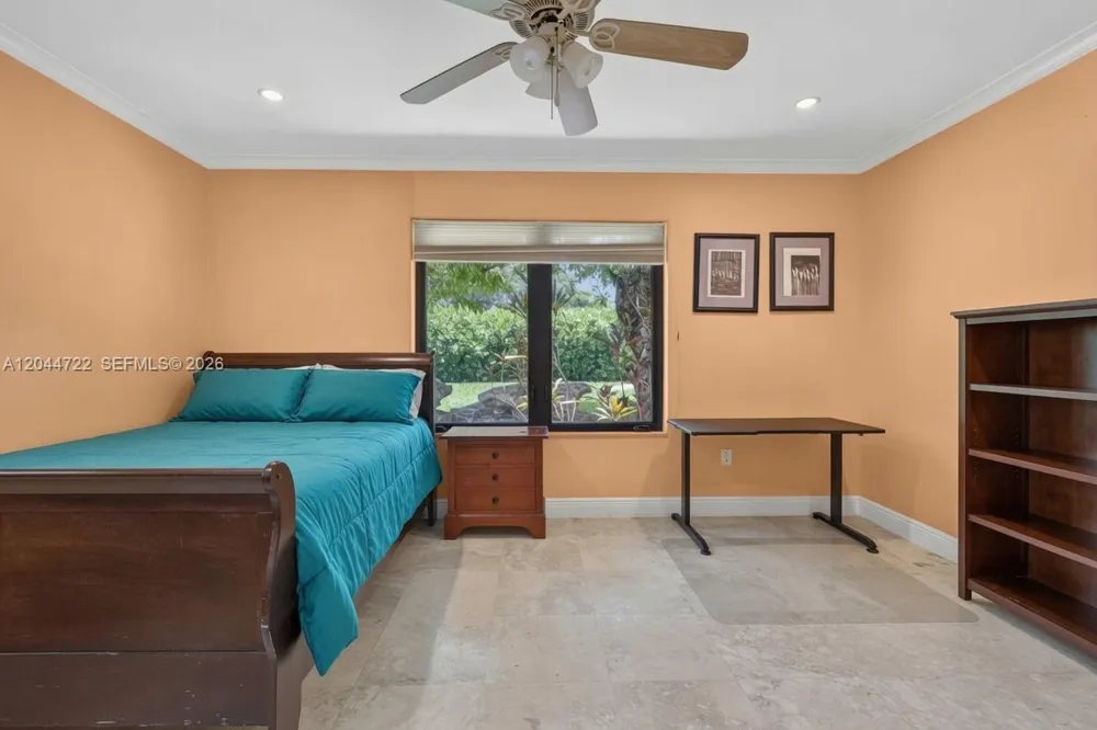 6255 SW 120th St Pinecrest, FL 33156