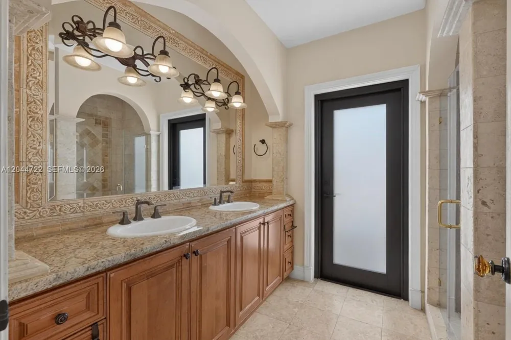 6255 SW 120th St Pinecrest, FL 33156