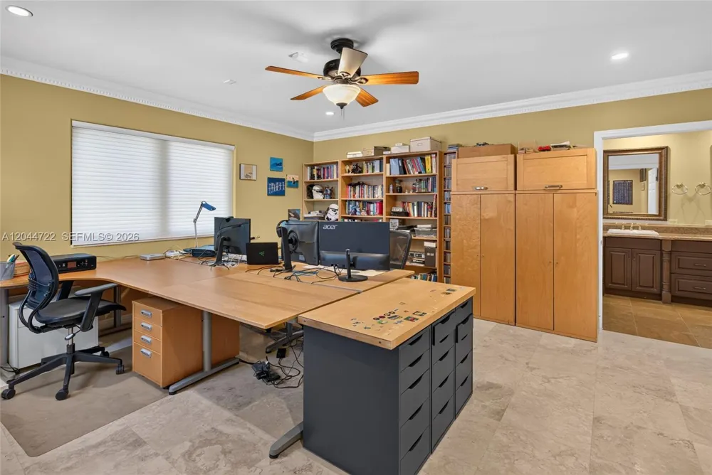 6255 SW 120th St Pinecrest, FL 33156