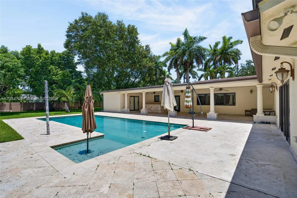 6255 SW 120th St Pinecrest, FL 33156