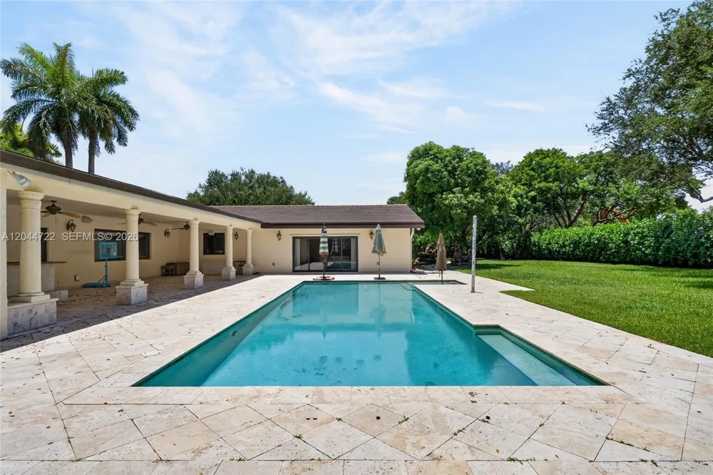 6255 SW 120th St Pinecrest, FL 33156