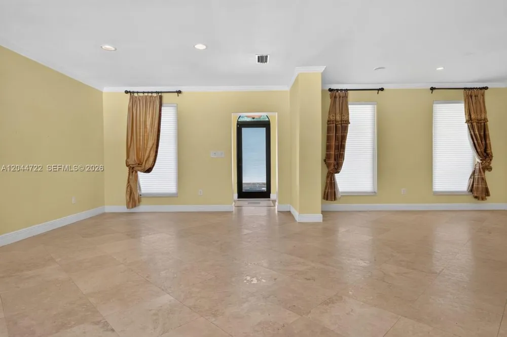 6255 SW 120th St Pinecrest, FL 33156