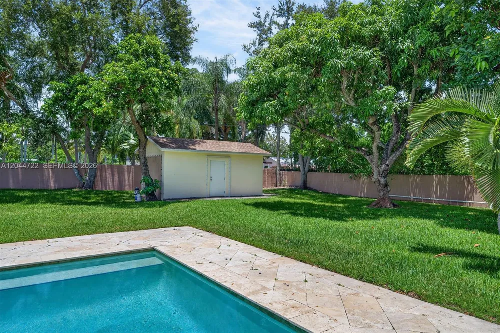 6255 SW 120th St Pinecrest, FL 33156