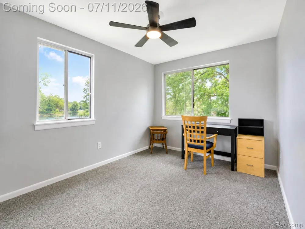 4165 Highcrest Drive Genoa Township, MI 48116