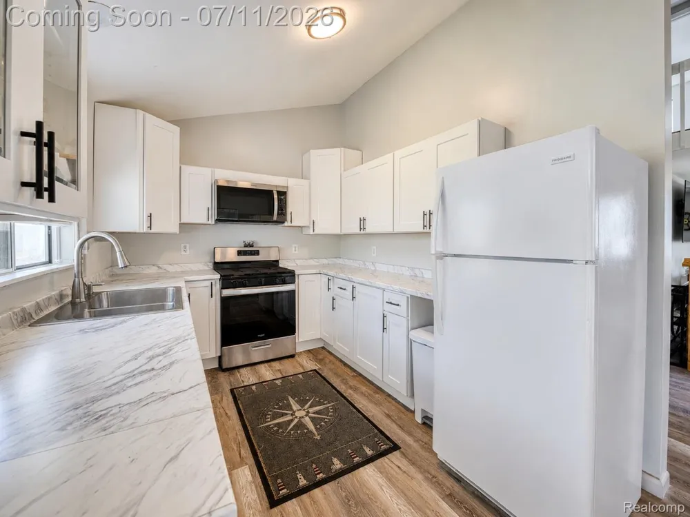 4165 Highcrest Drive Genoa Township, MI 48116