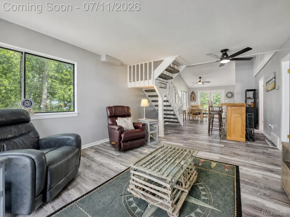 4165 Highcrest Drive Genoa Township, MI 48116