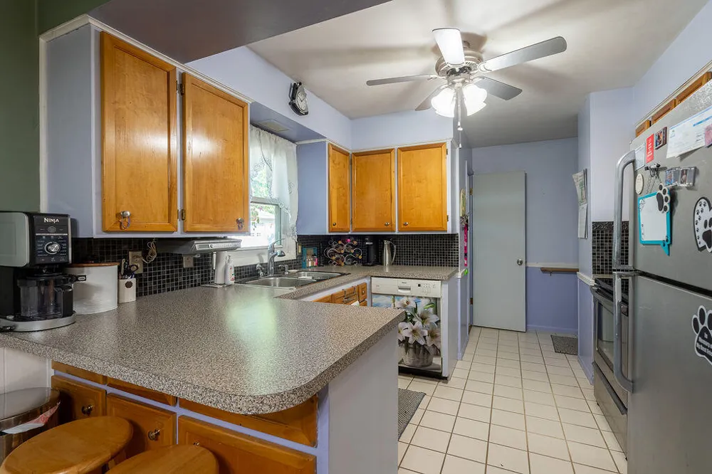 2535 Powers Avenue NW Walker City, MI 49544